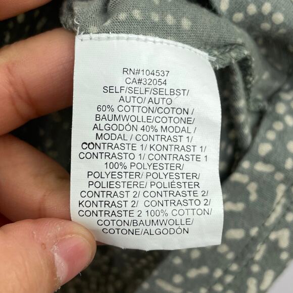 Anthropologie Tiny green bohemian sleeveless blouse women's size Medium - Picture 6 of 11